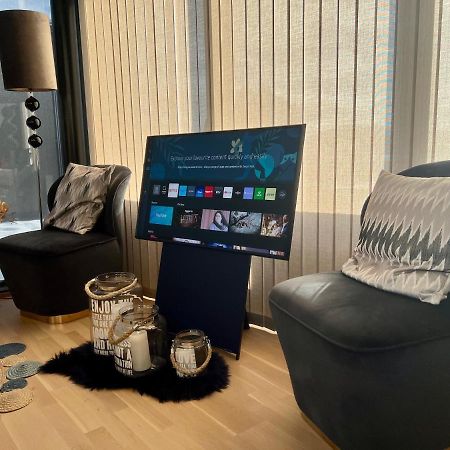 Attraktiv & Smart Funkishytte Pa Nes Strandhager. Årnes Zewnętrze zdjęcie