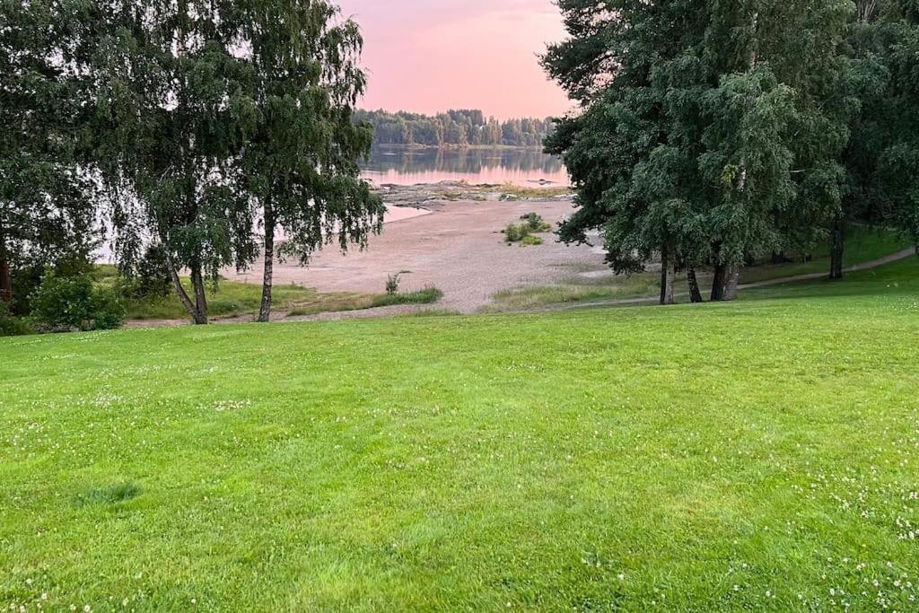 Attraktiv & Smart Funkishytte Pa Nes Strandhager. Årnes Zewnętrze zdjęcie